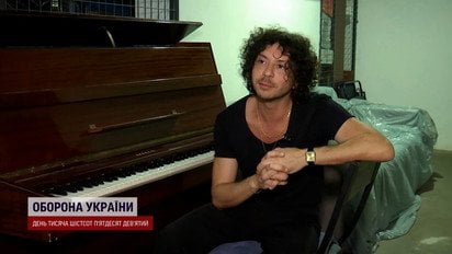 Розчулює до сліз! Італієць влаштовує концерти в укриттях! Це треба чути!