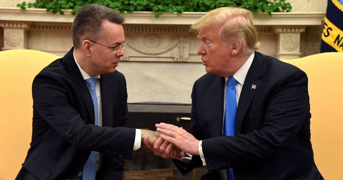 Уволен пастор и Дональд Трамп