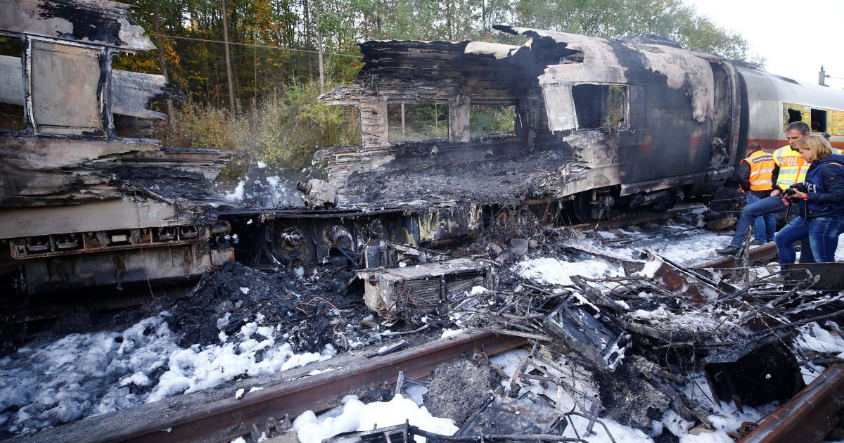 В Німеччині на ходу загорівся пасажирський швидкісний потяг