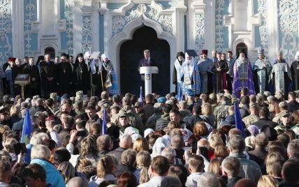 Порошенко запевнив, що не дасть Кремлю розпалити релігійну війну в Україні
