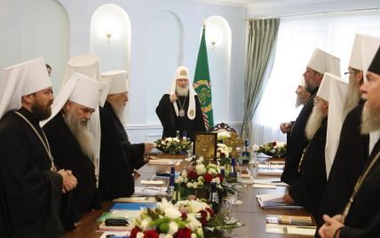 РПЦ розриває стосунки з Константинополем і не приймає його рішень