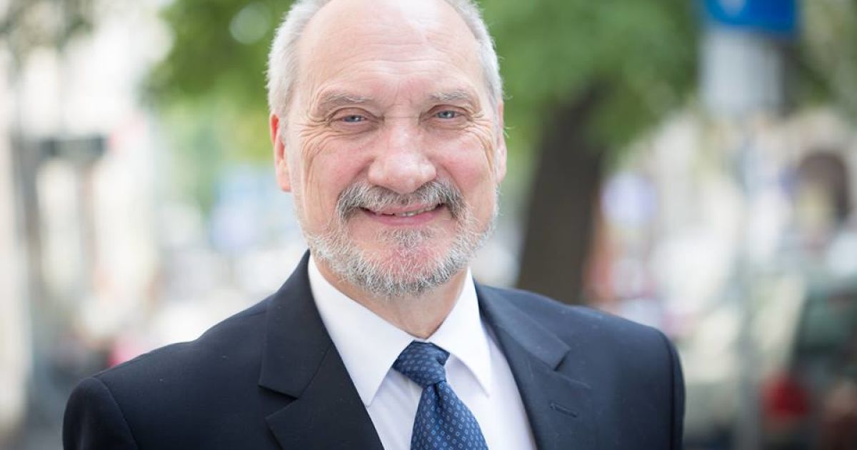 Міністр оборони Польщі вперше відвідав Україну