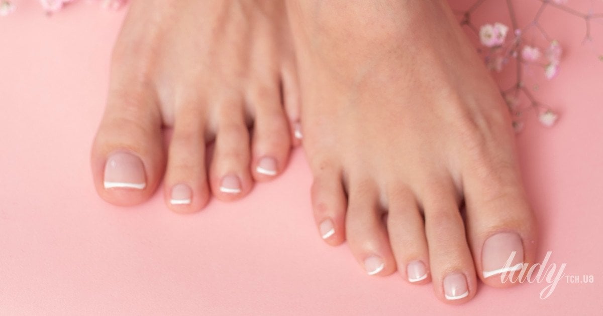 Весняний педикюр