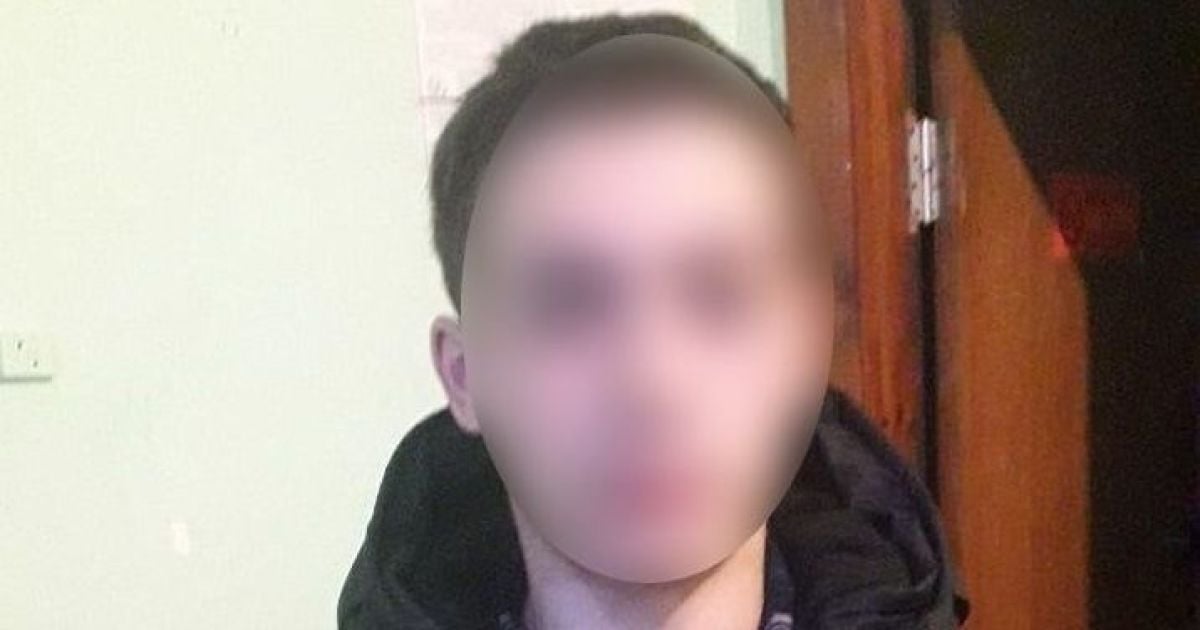 Під Києвом двоє молодків зламали пам'ятний  хрест заради розваги