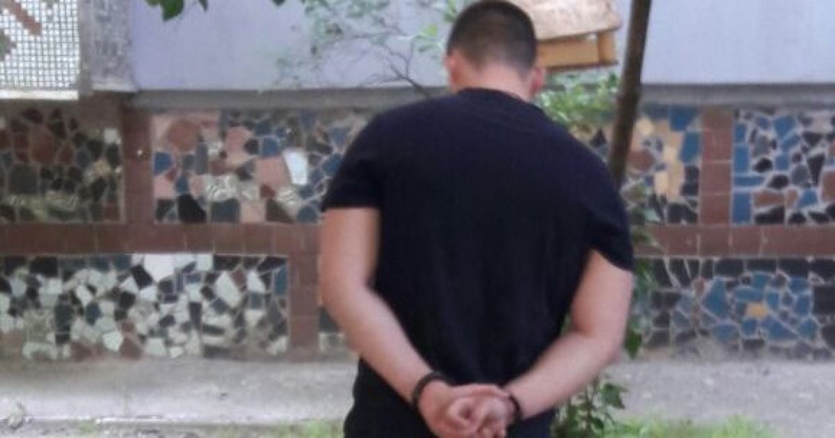 У Миколаєві керівник апарату суду погорів на хабарі за дозвіл дитині виїхати за кордон