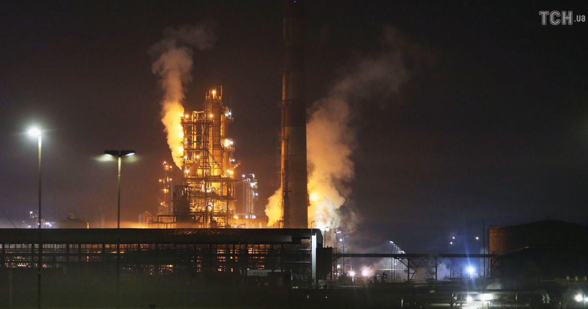 В Боснии взорвался российский нефтеперерабатывающий завод