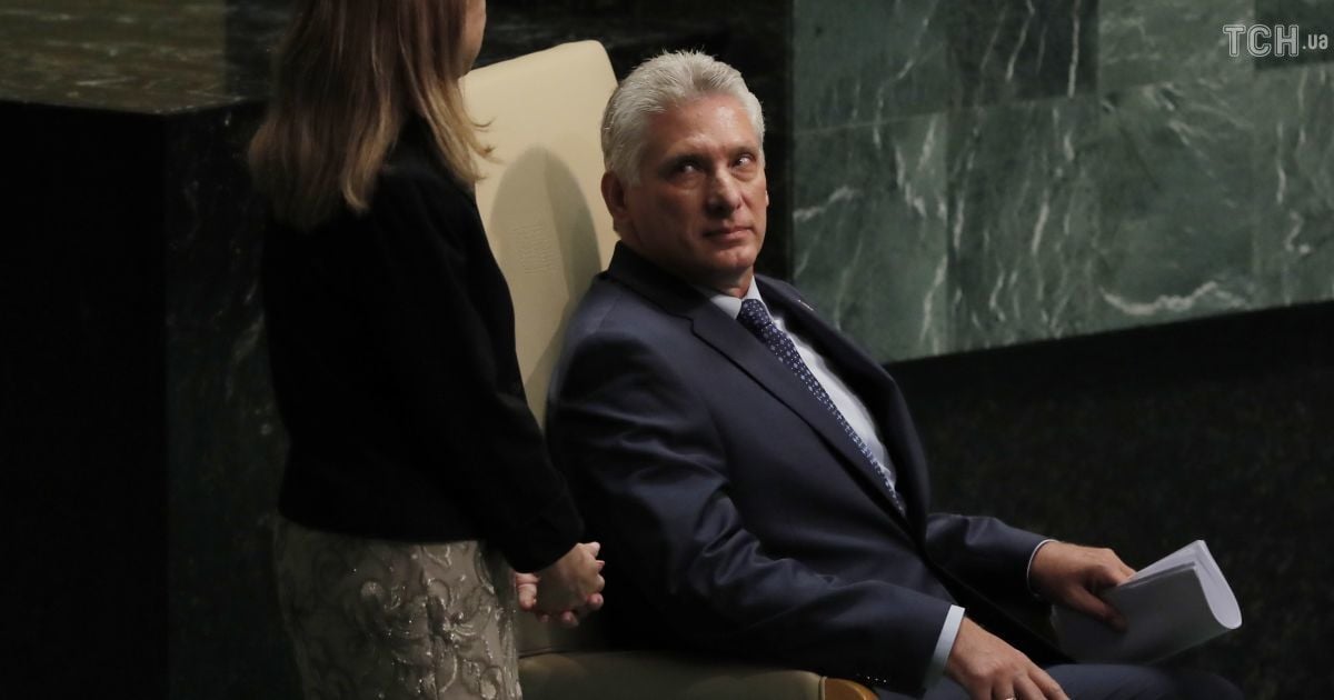 Кастро такого не робив: президент технічно відсталої Куби створив акаунт у Twitter