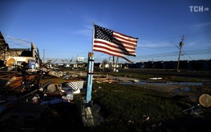 Ураган "Майкл" обрушился на базу ВВС США во Флориде