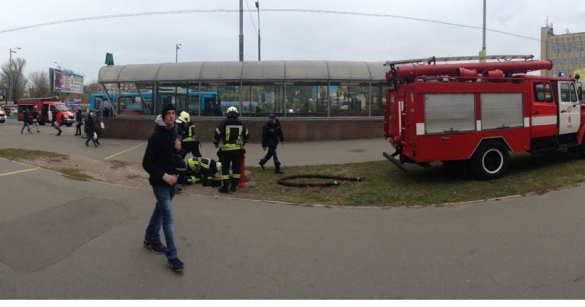 В киевском метро произошло возгорание в поезде