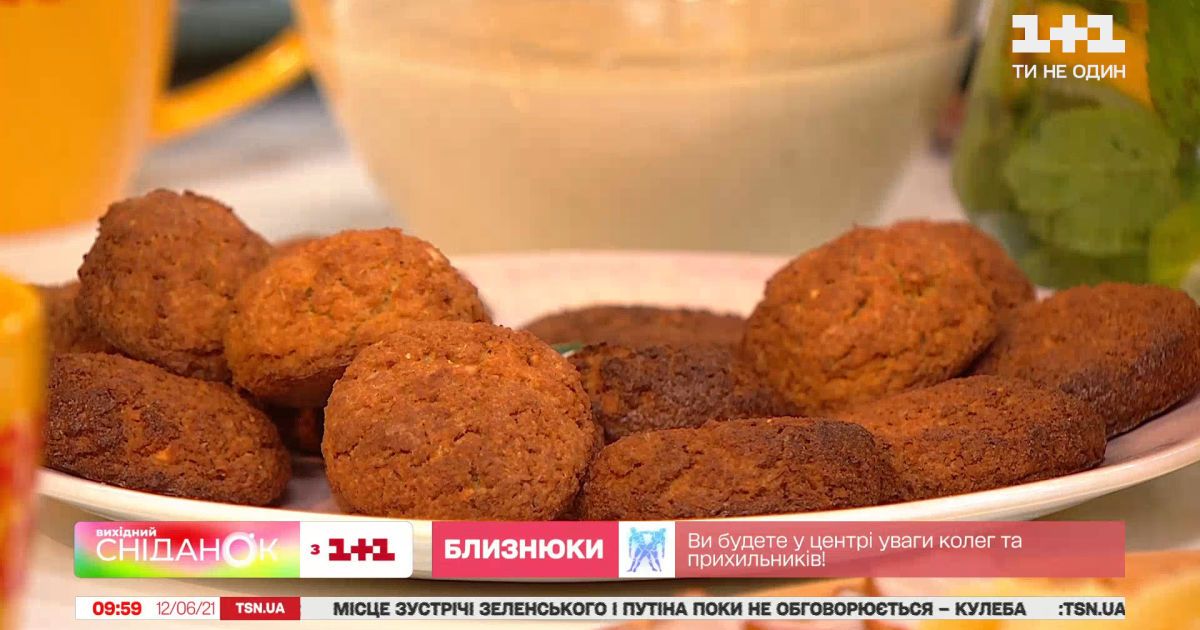 Фалафель с соусами "Дзадзыки" и "Тахини": как приготовить