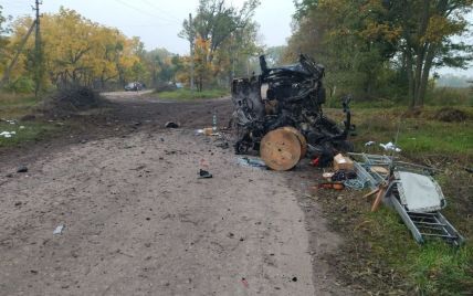 В Сумской области авто связистов наехало на мину: водитель погиб, три человека оказались в больнице