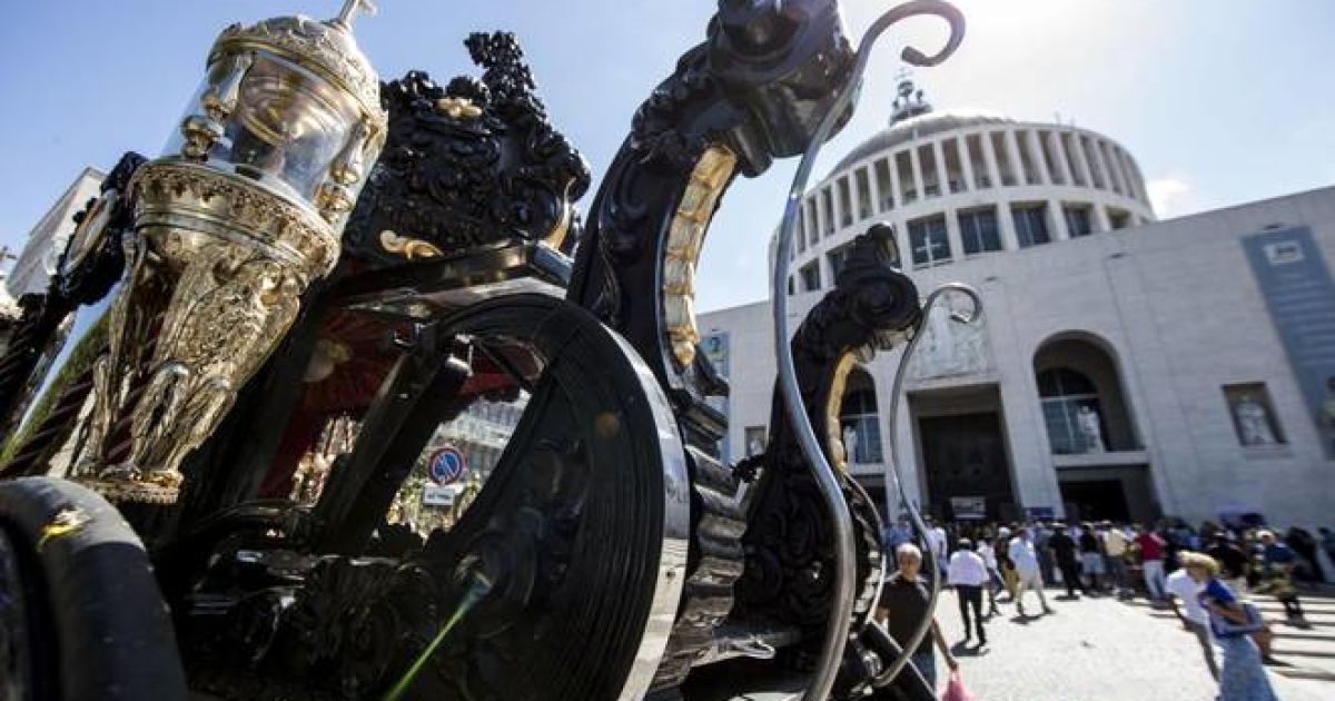 Похороны босса итальянской мафии Витторио Кассамоники / © IL Messaggero