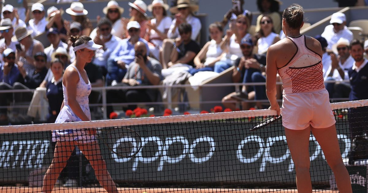 Элина Свитолина не пожала руку Арине Соболенко после четвертьфинала Roland Garros
