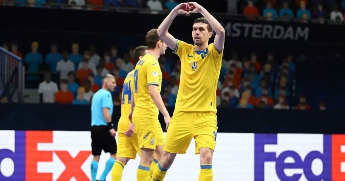 instagram.com/futsal_ua