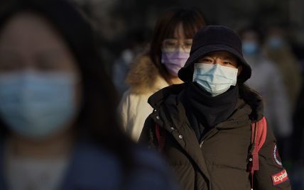 Два китайських міста повторно закрилися на карантин через спалах коронавірусу
