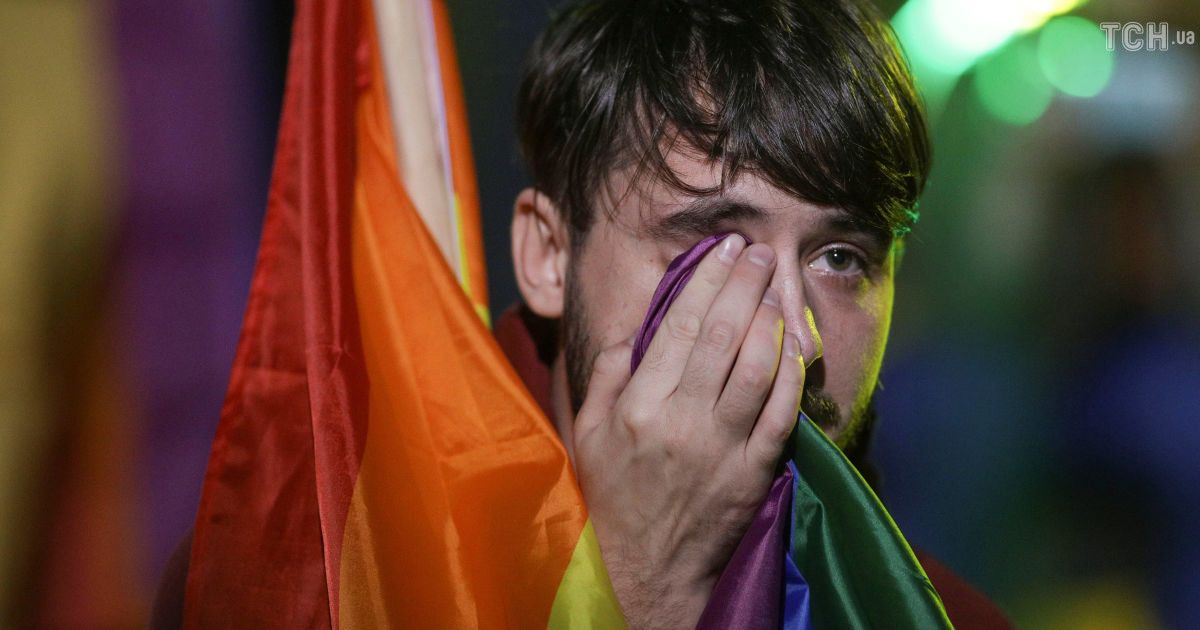 В Румынии провалился референдум противников однополых браков