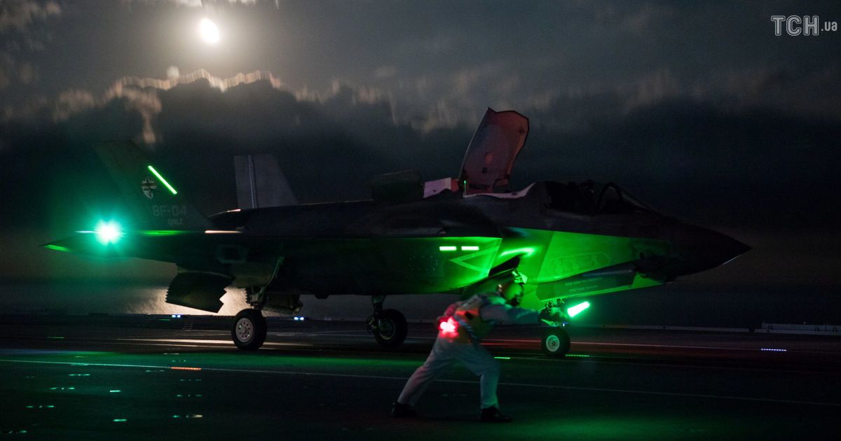 Літаки F-35 вночі_8 / © Reuters