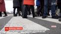 На Одещині люди вимагають встановити світлофор та ліхтар на пішохідному переході