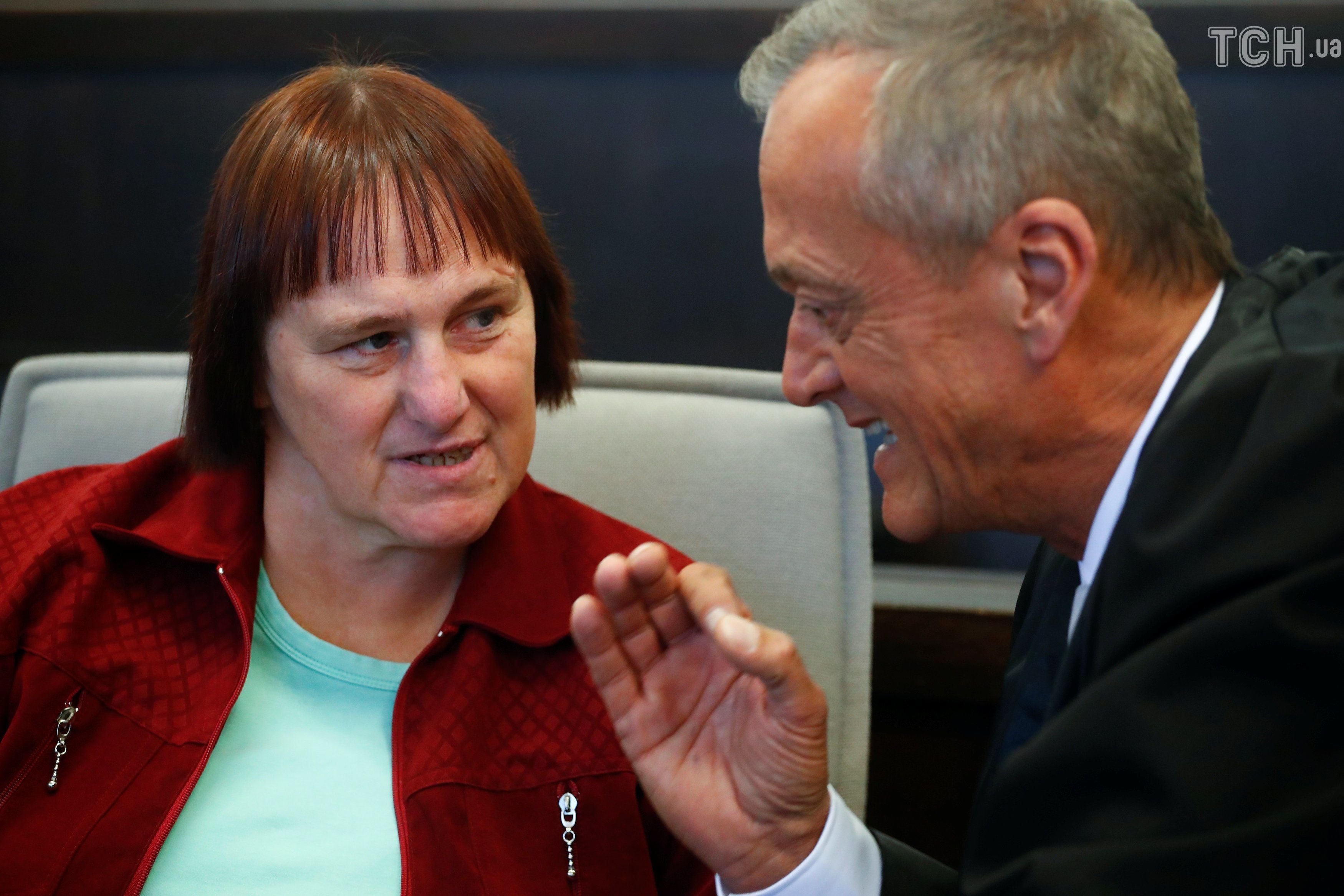 Анжелика Вагенер с адвокатом. / © Reuters