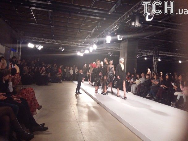 Показ Юлии Федецкой на Mercedes-Benz Fashion Days. / © Проспорт