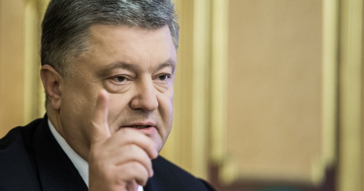 Порошенко назвал последствия принятия закона об оккупированных территориях