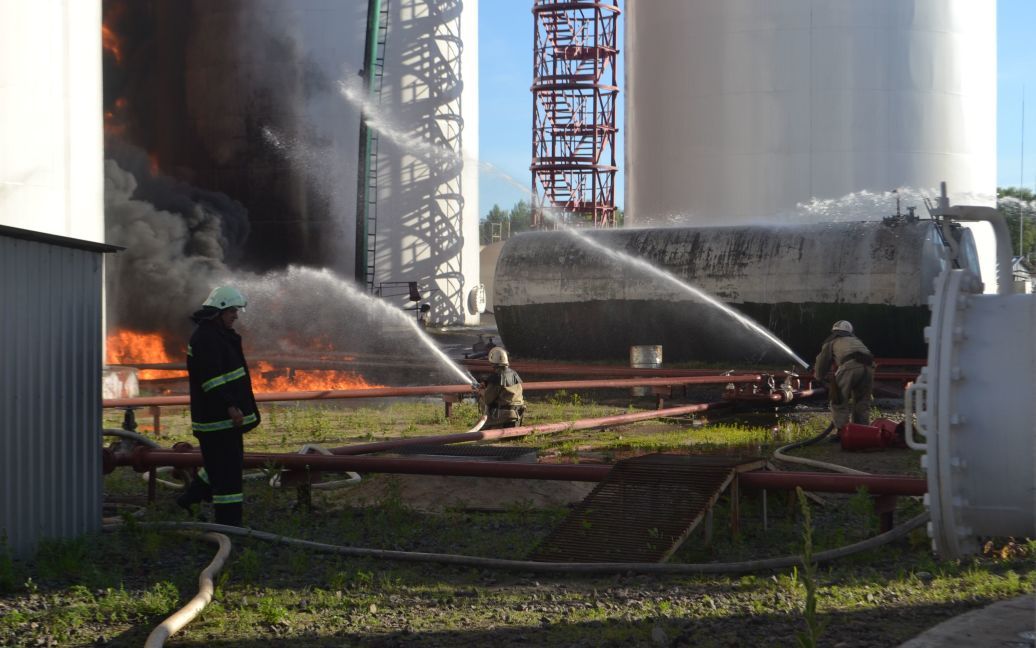 Возле Киева горит нефтебаза / © Государственная служба Украины по чрезвычайным ситуациям