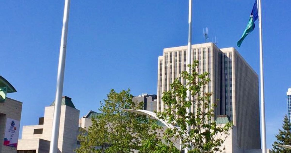 у столиці Канади підняли кримськотатарський прапор _2 / © Facebook/Андрей Шевченко