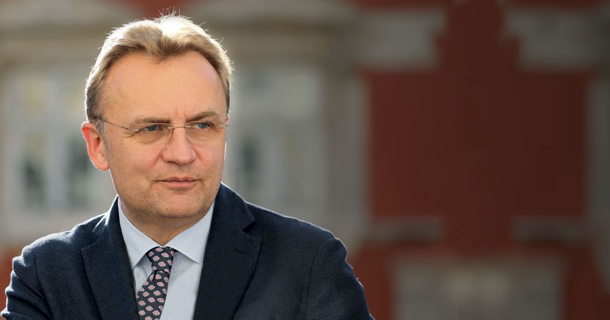 Садовый объяснил, почему во Львове не будет карантина выходного дня