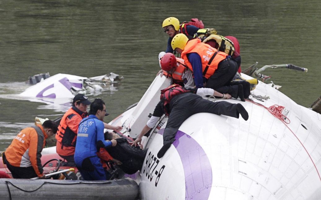 В Тайване разбился пассажирский самолет. / © 
