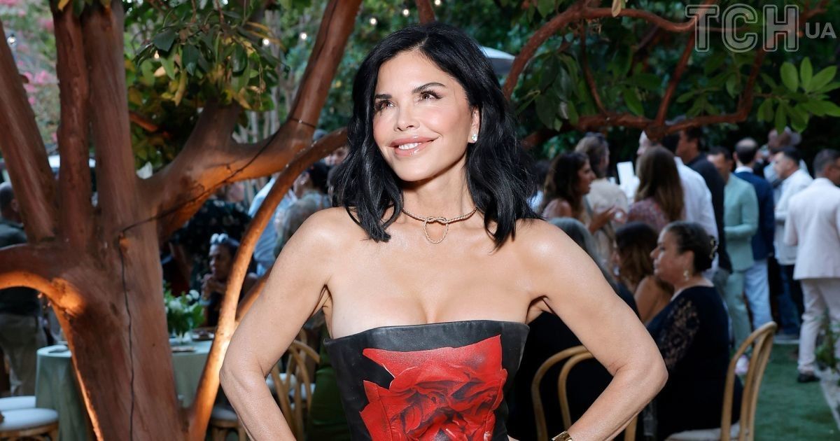 Лорен Санчес