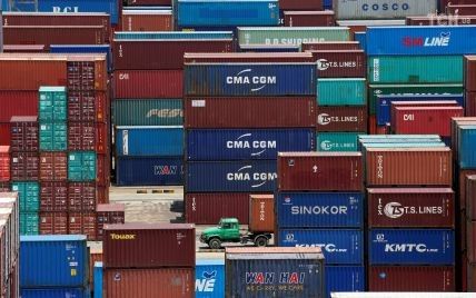 Китай обвинил США в "торговом буллинге" на фоне очередного взаимного повышения пошлин
