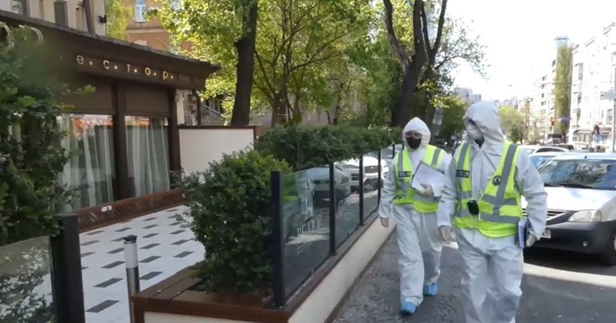Карантин в Украине: в Киеве пока не откроют рестораны
