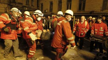 Обвал будинку на вулиці Богдана Хмельницького в Києві. / © УНІАН