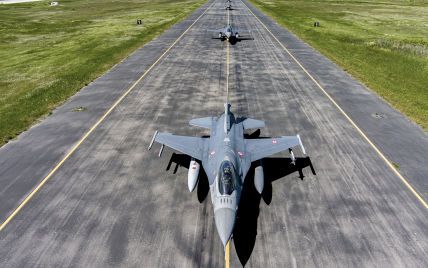 В Польше объяснили, почему не смогут передать Украине истребители F-16