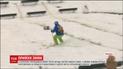 В Париже открыли "лыжную трассу", а жители Барселоны опубликовали фото заснеженных пляжей