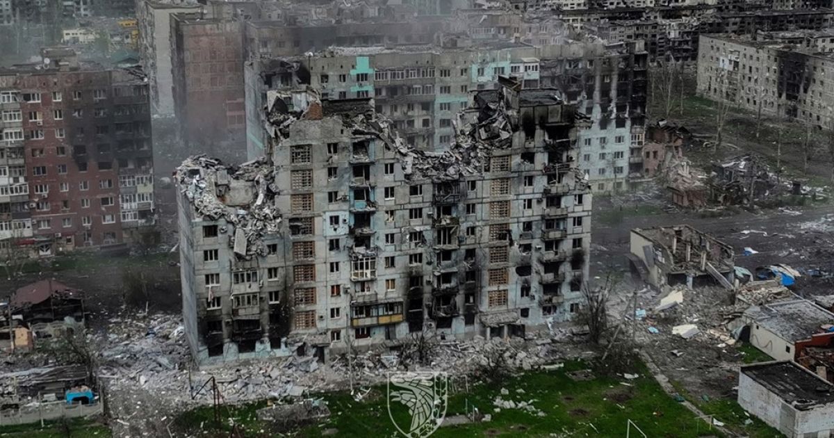 Вигляд руйнувань у Бахмуті 21 травня 2023 року зафіксував оператор дрона 93-ї ОМБр “Холодний Яр”