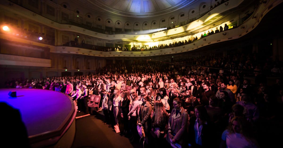 Cветлана Тарабарова представила сольную программу