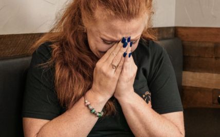 У США медсестра втратила через Covid обох батьків та продовжує виступати проти вакцини