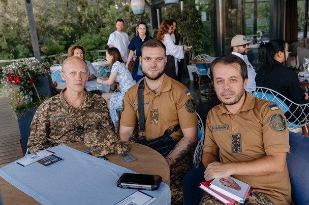 Бійці ОАБр НГУ