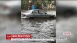 Почти три тысячи кубов воды откачали чрезвычайники с затопленных дворов Бердянска