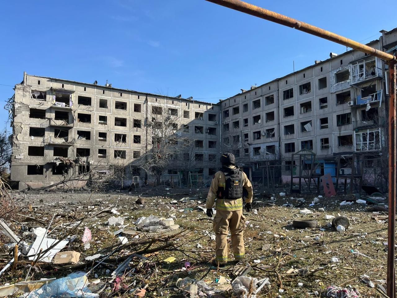 Ayol sotuvchi bilan jinsiy aloqa porno video