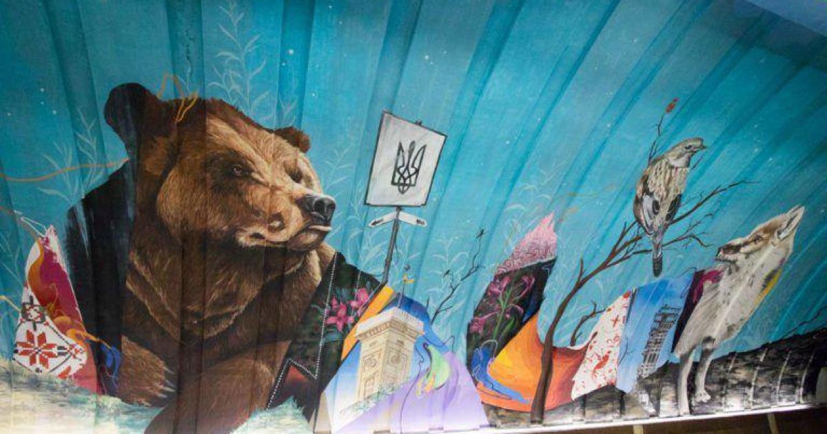 Скандальні малюнки: безкоштовно намальовані на Осокорках мурали обійшлися місту в понад 3,6 млн гривень
