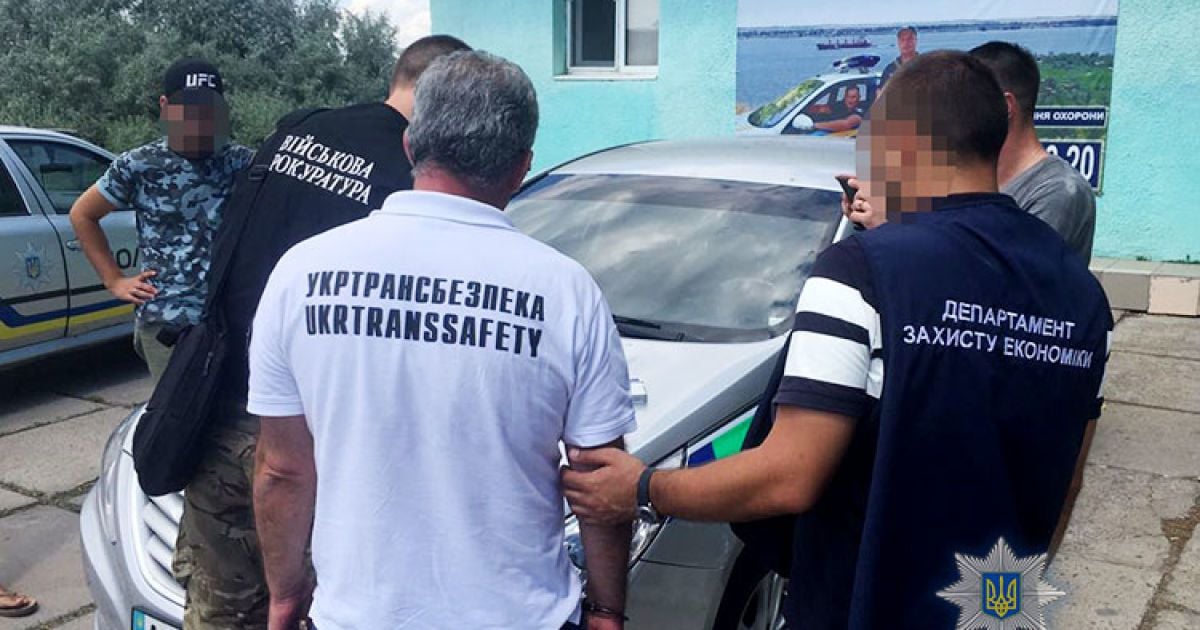 Чиновника Укртрансбезпеки разоблачили на вымогательстве взятки от перевозчика