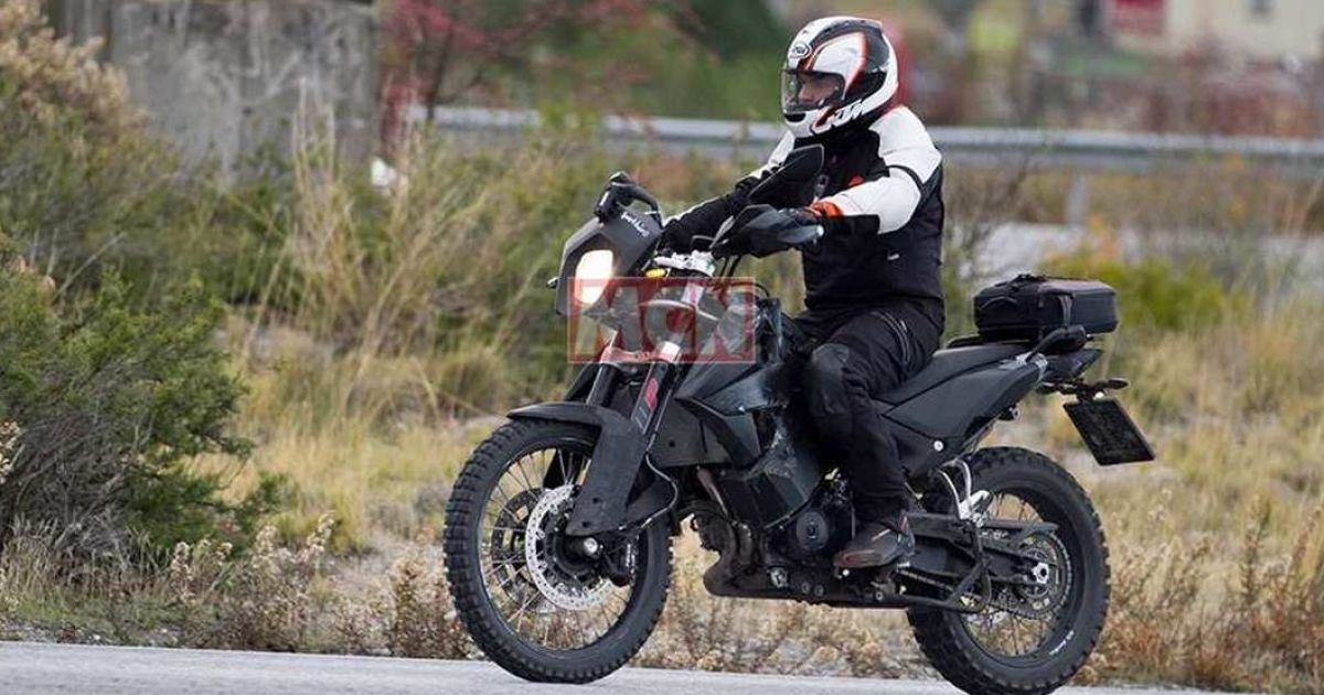 КТМ вывел на тесты новый туристический эндуро 790 Adventure