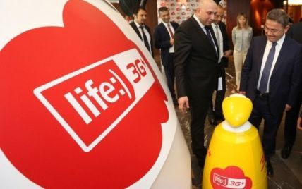 Турецкая компания выкупила долю Ахметова в операторе мобильной связи life:)