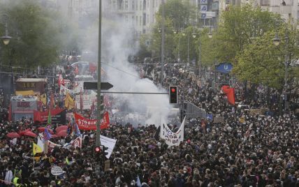 У День праці в Німеччині десятки тисяч людей вийшли на протести