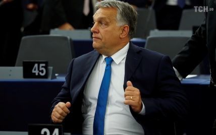 В Угорщині припинили антикорупційне розслідування проти зятя Орбана. У Євросоюзі обурені
