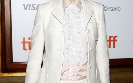У всьому білому: Ніколь Кідман у стильному образі з'явилася на кінофестивалі
