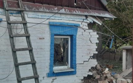 Оккупанты снова обстреляли Днепропетровщину: есть разрушения (фото)