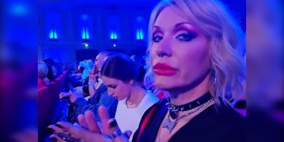 Монро неожиданно троллила Тину Кароль во время церемонии в Киеве